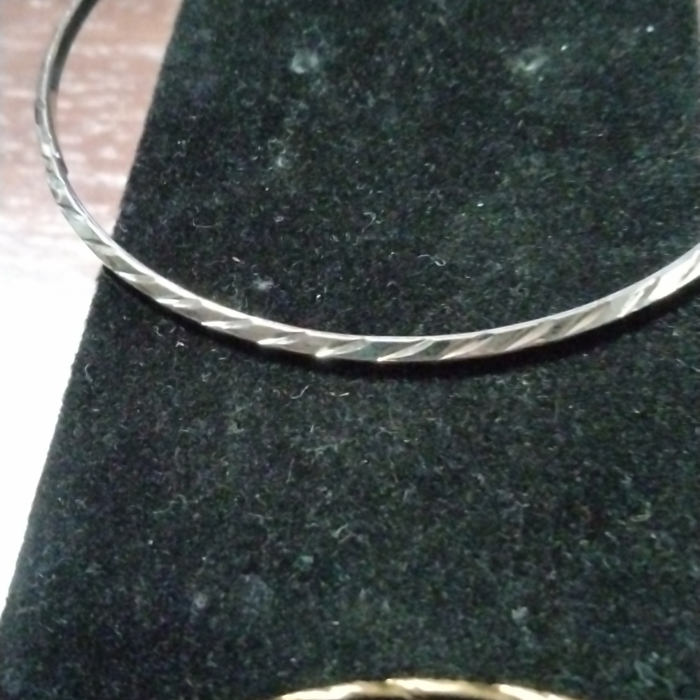 3 Assorted Bangles - Picture 4 of 4